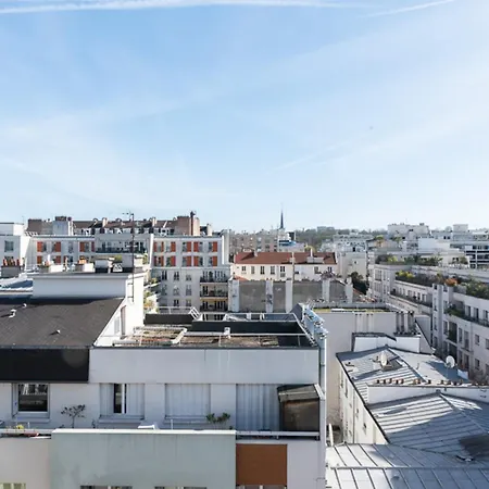 Bright With Terrace Apartment Paris